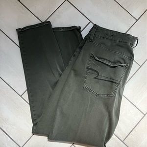 American Eagle Super Stretch Tomgirl Pant